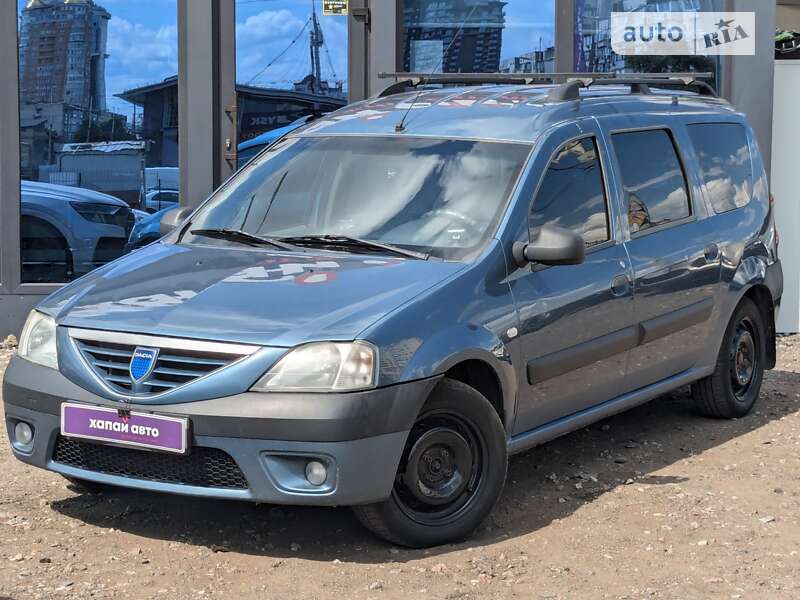 Седан Dacia Logan 2008 в Киеве