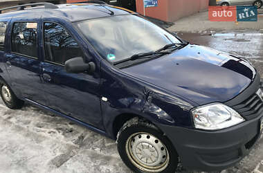 Седан Dacia Logan 2009 в Сарнах