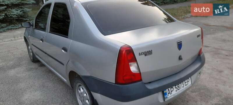 Седан Dacia Logan 2007 в Запоріжжі