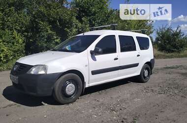 Седан Dacia Logan 2011 в Нежине