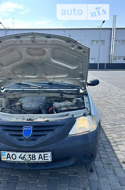 Седан Dacia Logan 2006 в Мукачевому