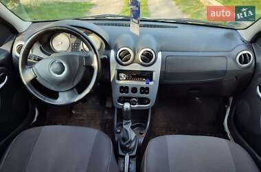 Седан Dacia Logan 2008 в Ровно