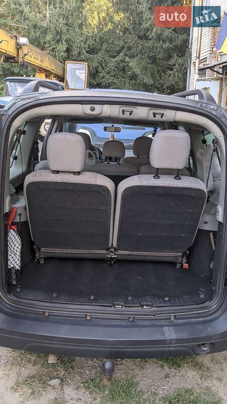 Седан Dacia Logan 2008 в Львове