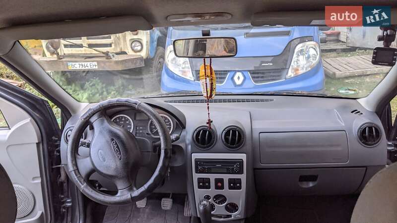 Седан Dacia Logan 2008 в Львове