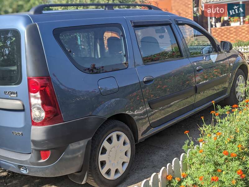 Седан Dacia Logan 2007 в Вінниці