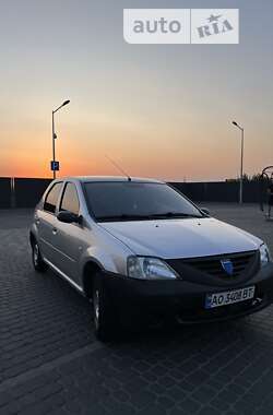 Седан Dacia Logan 2008 в Мукачево