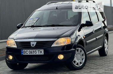 Седан Dacia Logan 2012 в Самборе