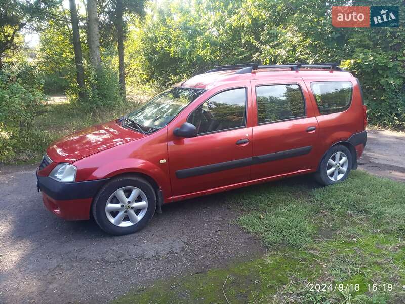 Универсал Dacia Logan 2008 в Ужгороде