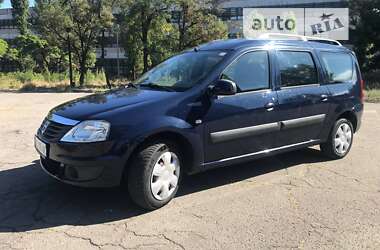 Седан Dacia Logan 2012 в Днепре