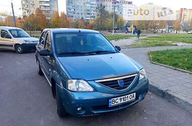 Седан Dacia Logan 2008 в Львові