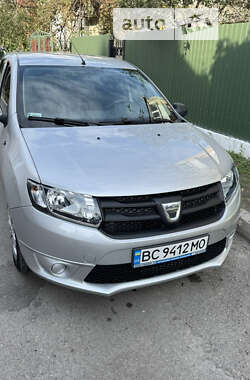 Седан Dacia Logan 2013 в Львові