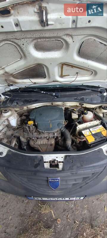 Седан Dacia Logan 2007 в Полтаве