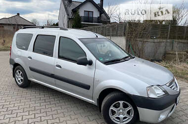 Седан Dacia Logan 2008 в Черновцах