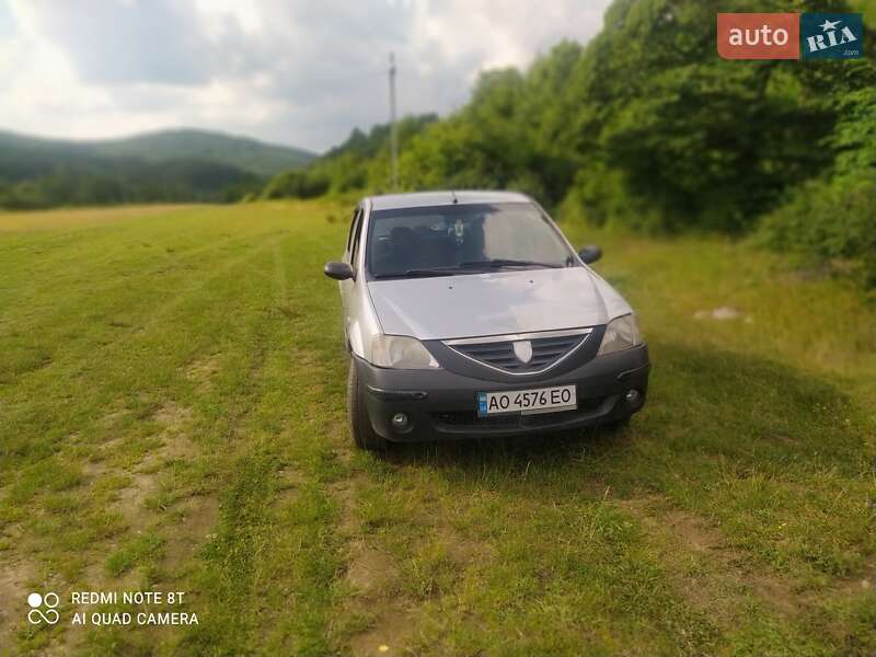 Седан Dacia Logan 2006 в Мукачево