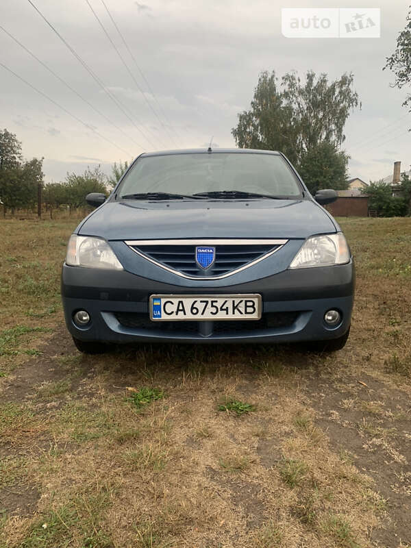 Седан Dacia Logan 2007 в Черкасах