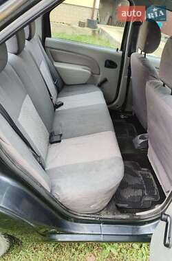 Седан Dacia Logan 2007 в 