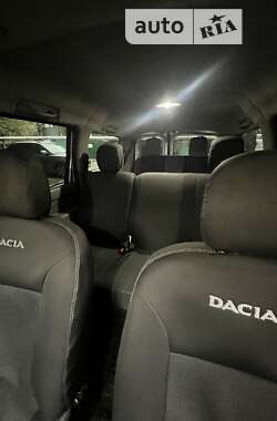 Седан Dacia Logan 2008 в Одесі