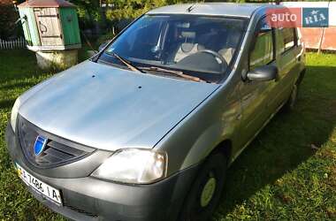 Седан Dacia Logan 2006 в Києві