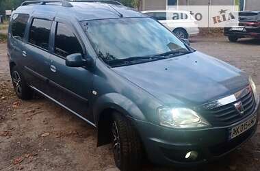 Седан Dacia Logan 2011 в Киеве