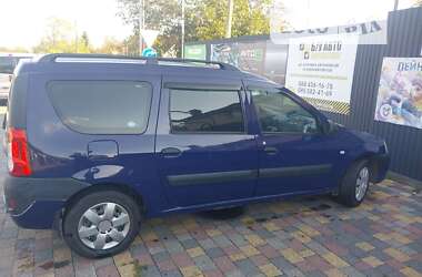 Седан Dacia Logan 2008 в Минаї