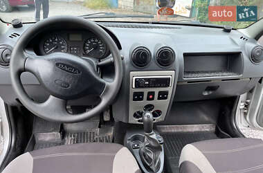 Седан Dacia Logan 2008 в Каменском