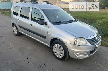 Седан Dacia Logan 2009 в Чемерівцях