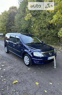 Седан Dacia Logan 2012 в Тернополі