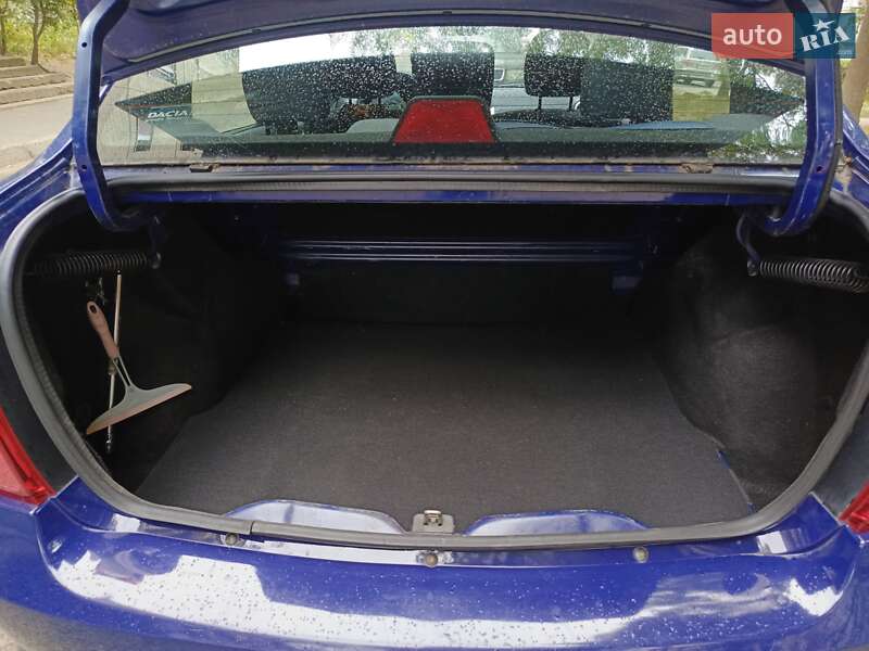 Седан Dacia Logan 2009 в Львове