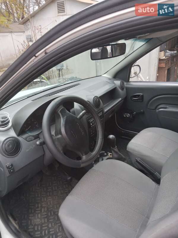 Седан Dacia Logan 2008 в Одессе