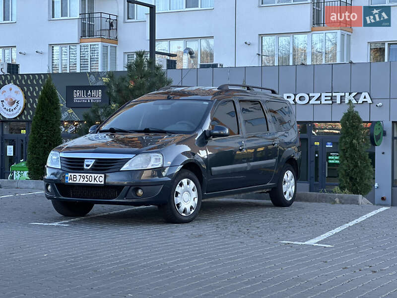 Седан Dacia Logan 2010 в Вінниці