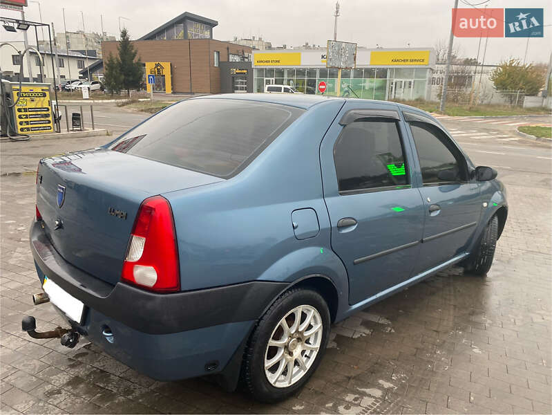 Седан Dacia Logan 2008 в Києві