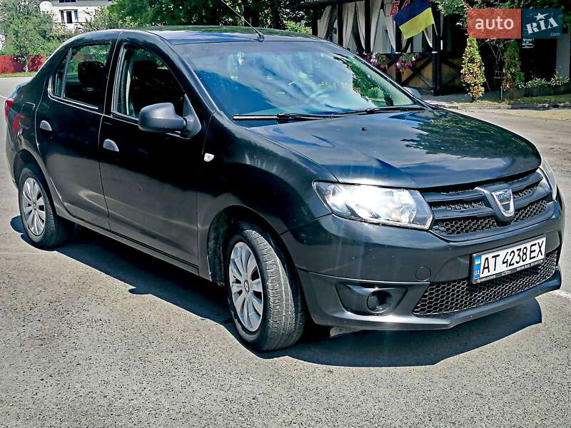 Седан Dacia Logan 2013 в Івано-Франківську