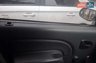Седан Dacia Logan 2006 в 