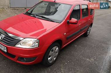 Седан Dacia Logan 2009 в Києві