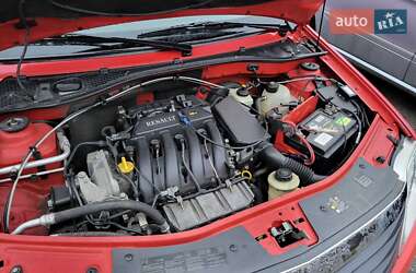 Седан Dacia Logan 2009 в 