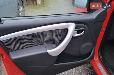 Седан Dacia Logan 2009 в 