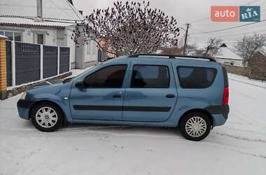 Седан Dacia Logan 2008 в Хоролі