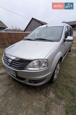 Седан Dacia Logan 2009 в Рівному