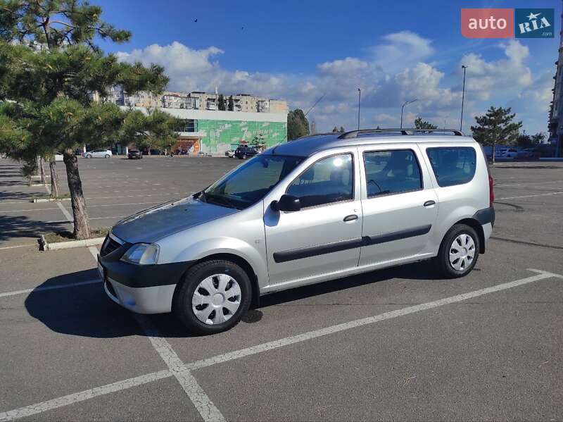 Седан Dacia Logan 2008 в Миколаєві