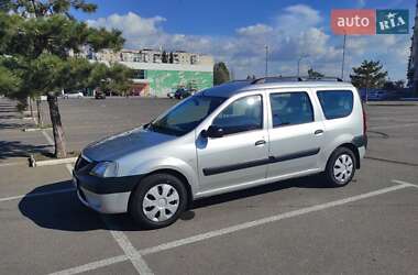 Седан Dacia Logan 2008 в Миколаєві