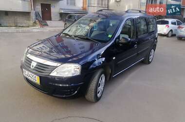 Седан Dacia Logan 2010 в Тернополі