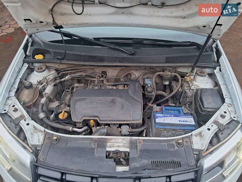 Седан Dacia Logan 2017 в Кривом Роге фото 18 Седан Dacia Logan 2017 в Кривом Роге