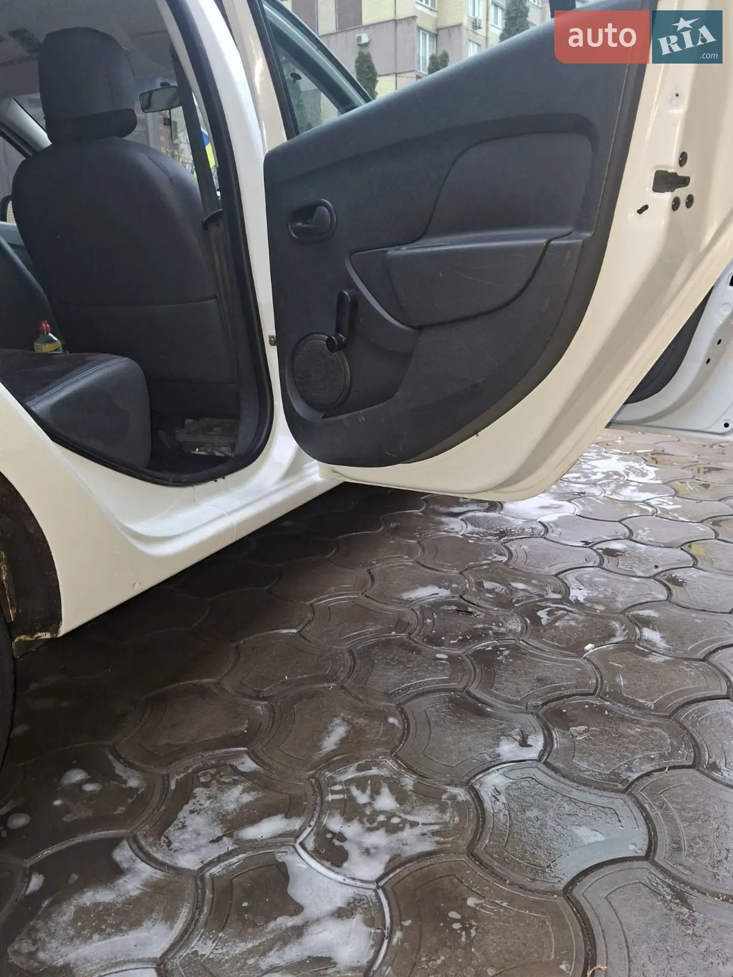 2017 Dacia Logan - мініатюра 27
