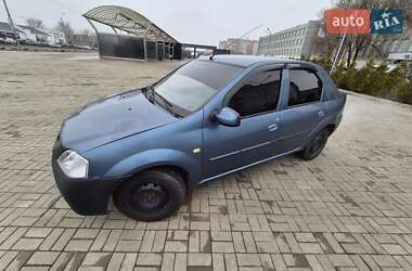 Седан Dacia Logan 2007 в  фото 2 Седан Dacia Logan 2007 в