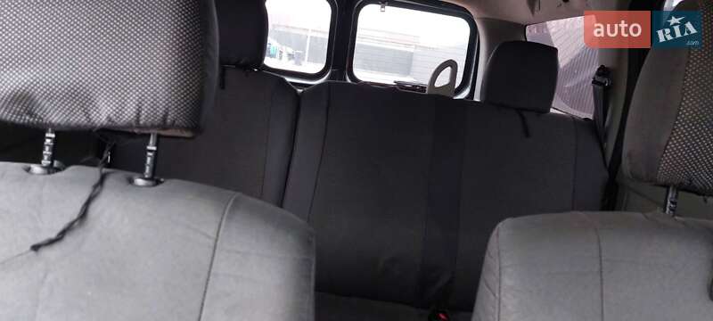 Седан Dacia Logan 2008 в Сарнах