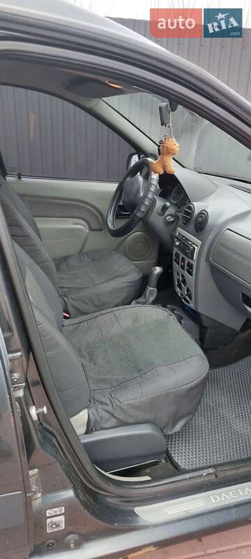 Седан Dacia Logan 2008 в Сарнах