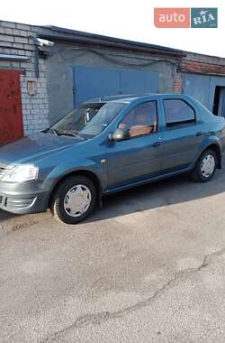 Седан Dacia Logan 2008 в Чернігові