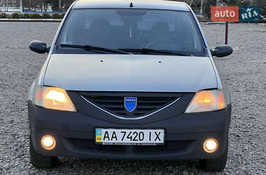 Седан Dacia Logan 2006 в Киеве