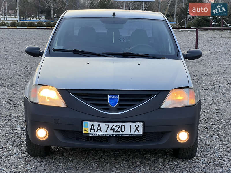 Dacia Logan 2006