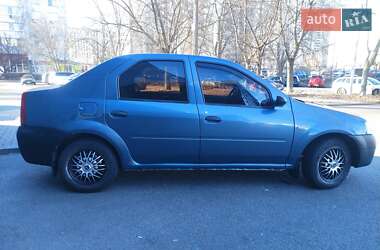 Седан Dacia Logan 2006 в Києві